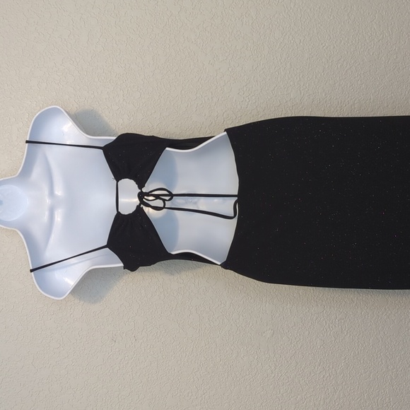 Windsor black glitter formal sleeveless maxi dress thigh high slit - Picture 9 of 10